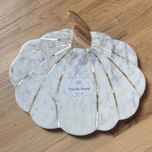 Isola White Marble Pumpkin Board with Gold Strips and Wood Stem